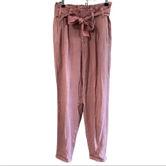American Eagle High Waisted Pink Paperbag Pants Size 4 - Picture 3 of 11